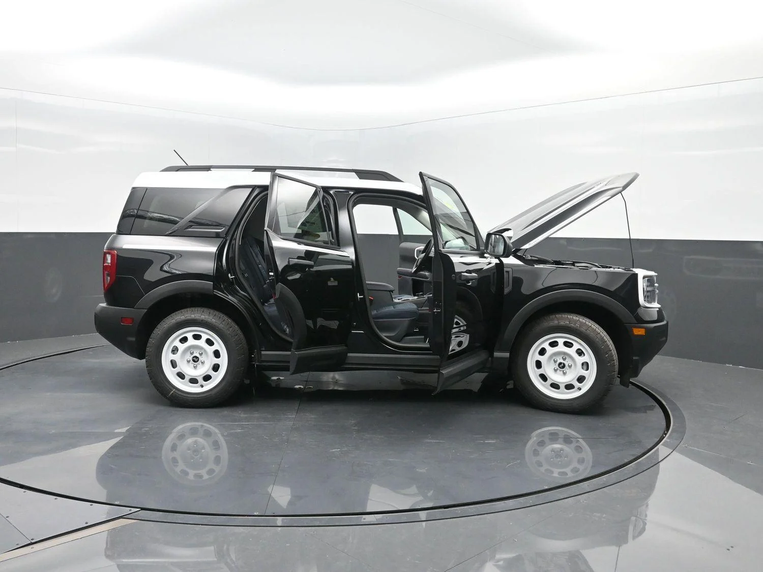 New 2025 Shadow Black Ford Heritage image 44