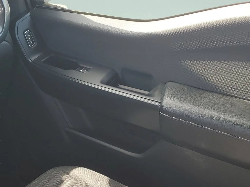 Used 2022 Silver Ford XL image 13