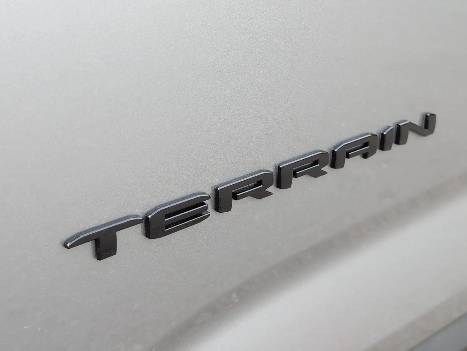 New 2026 Sterling Metallic GMC Elevation image 30