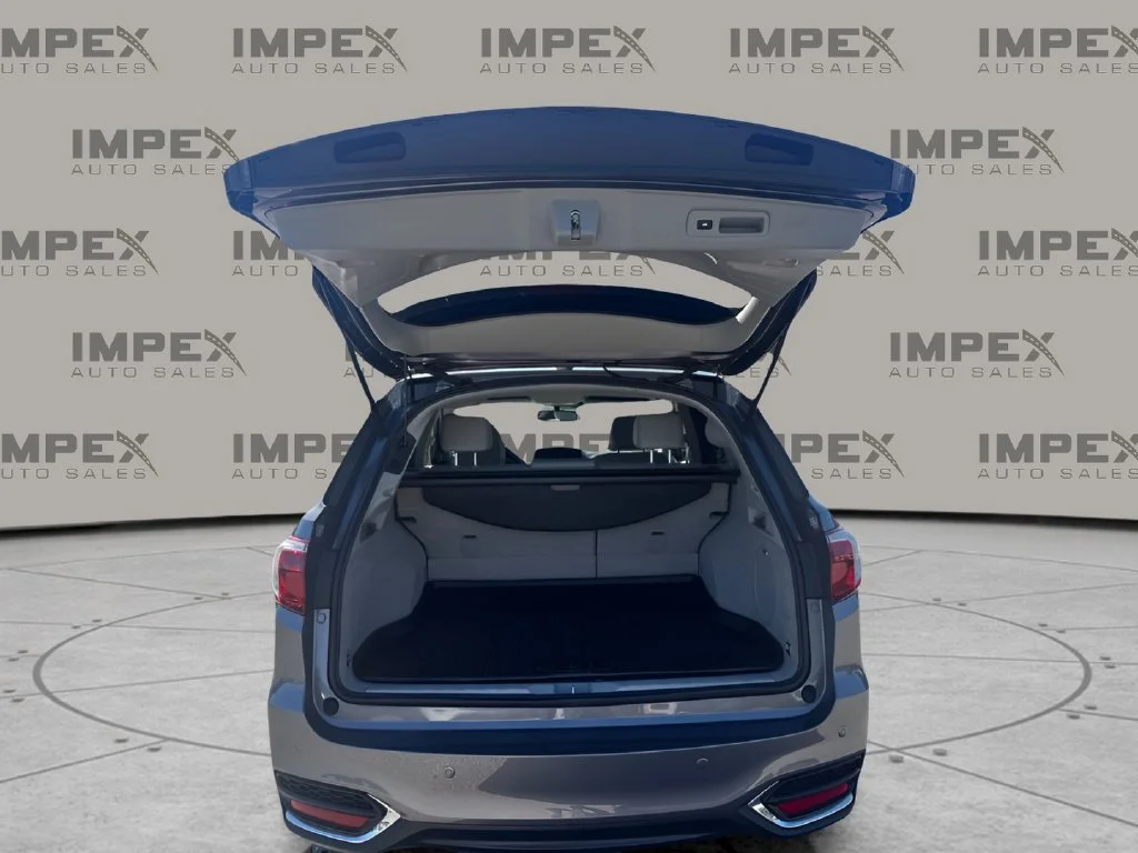 Used 2018 Silver Acura Advance Package image 29