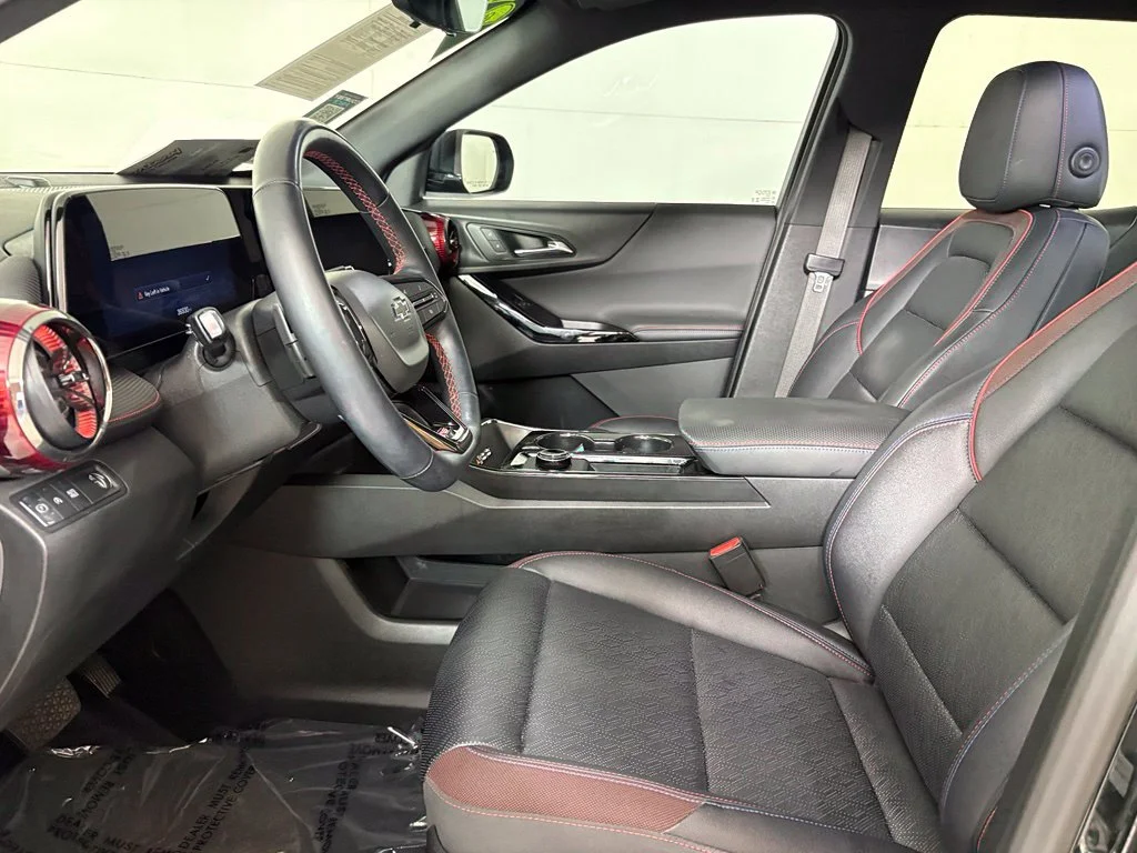 Used 2025 Black Chevrolet RS image 25