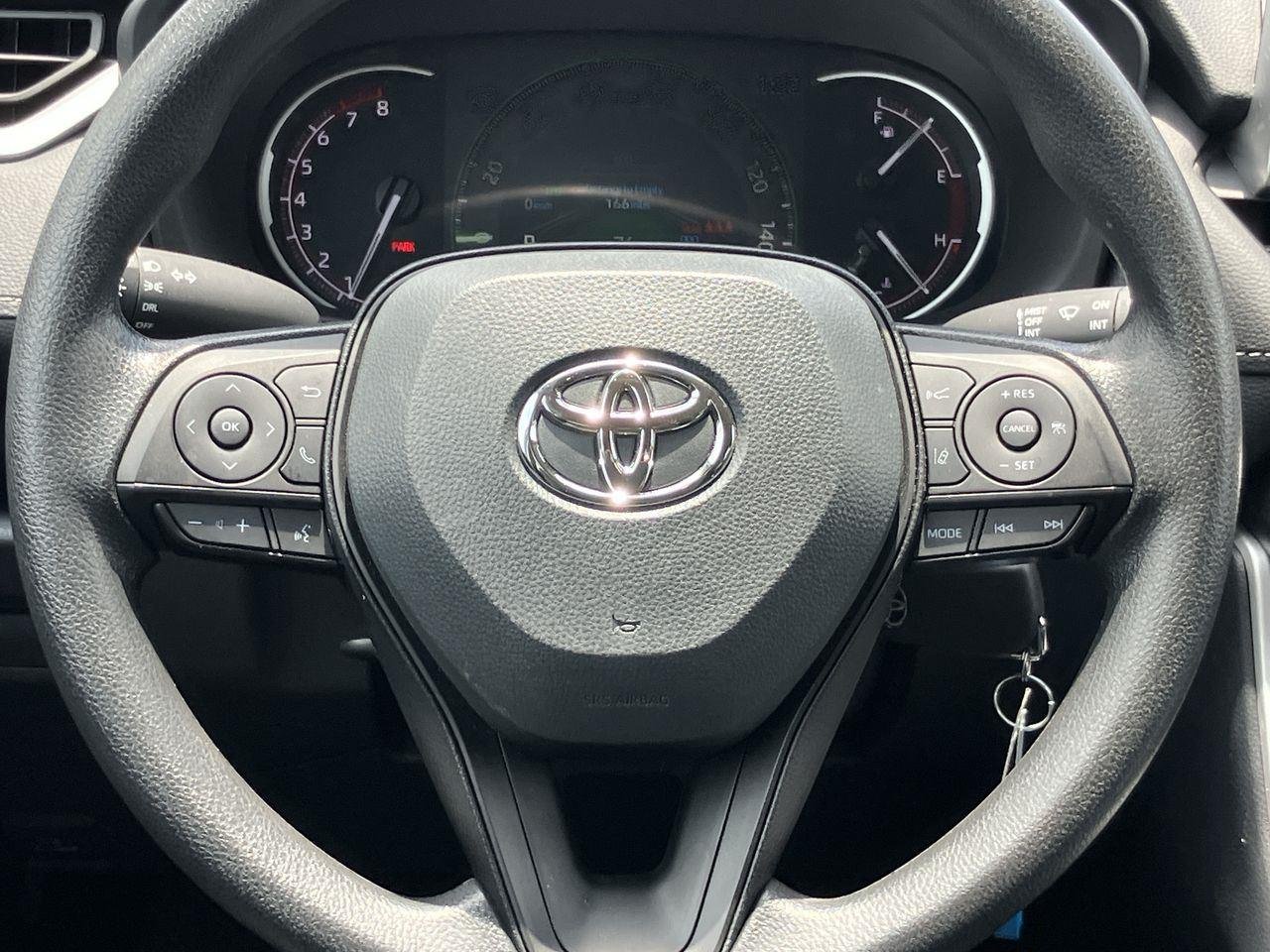 Used 2025 Gray (Magnetic Gray Metallic) Toyota LE image 18