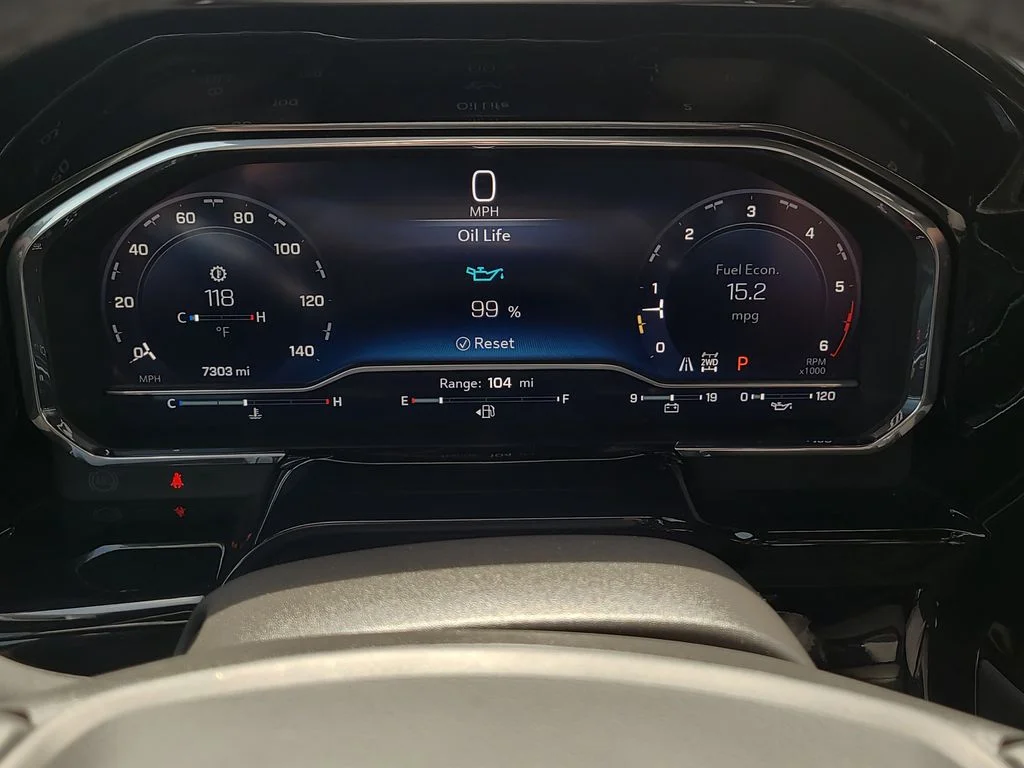 Used 2025 White Chevrolet ZR2 image 6