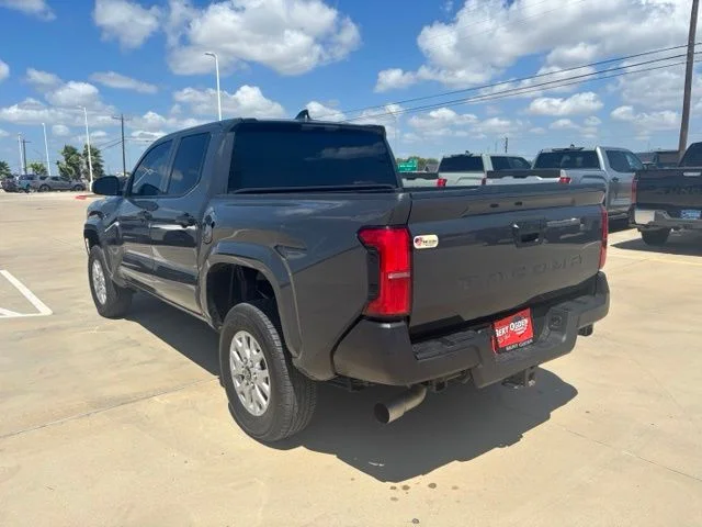 Used 2026  Toyota SR image 4