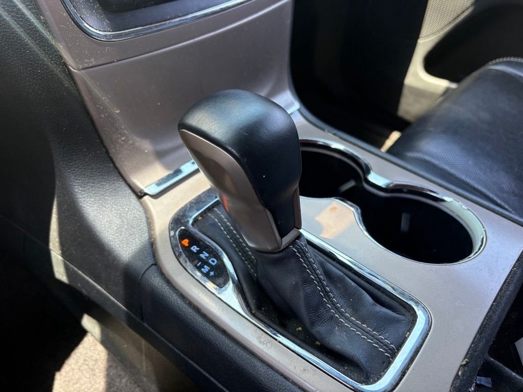 Used 2017 Red Jeep Limited image 20