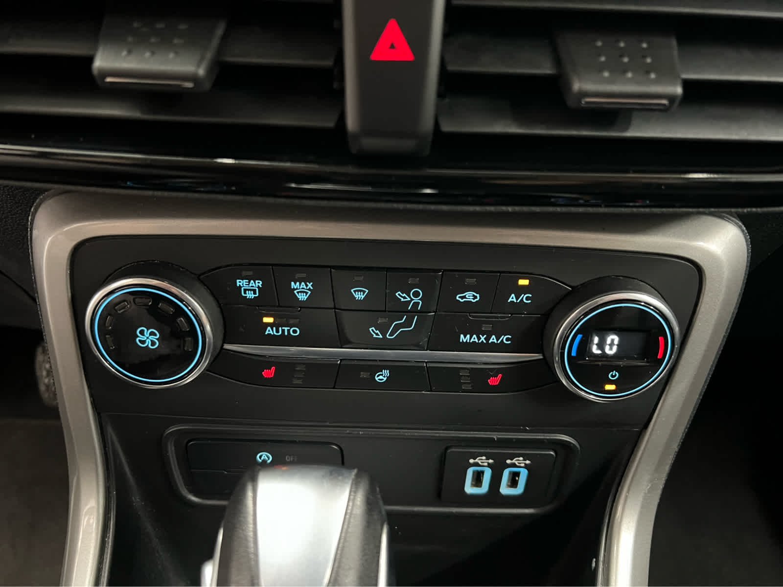 Used 2021 Shadow Black Ford Titanium image 29