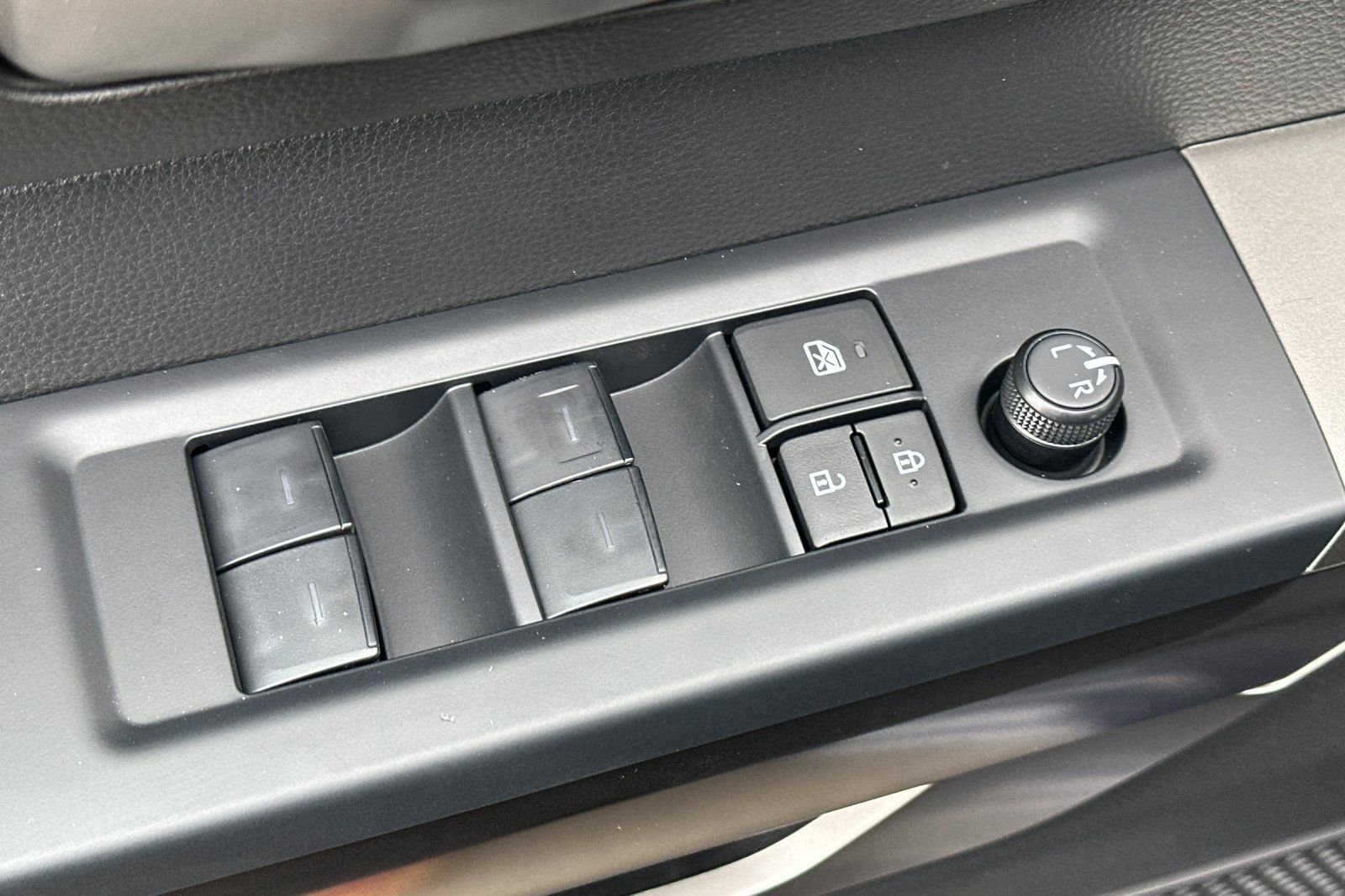 2026 Toyota Tundra SR5 - Photo 28