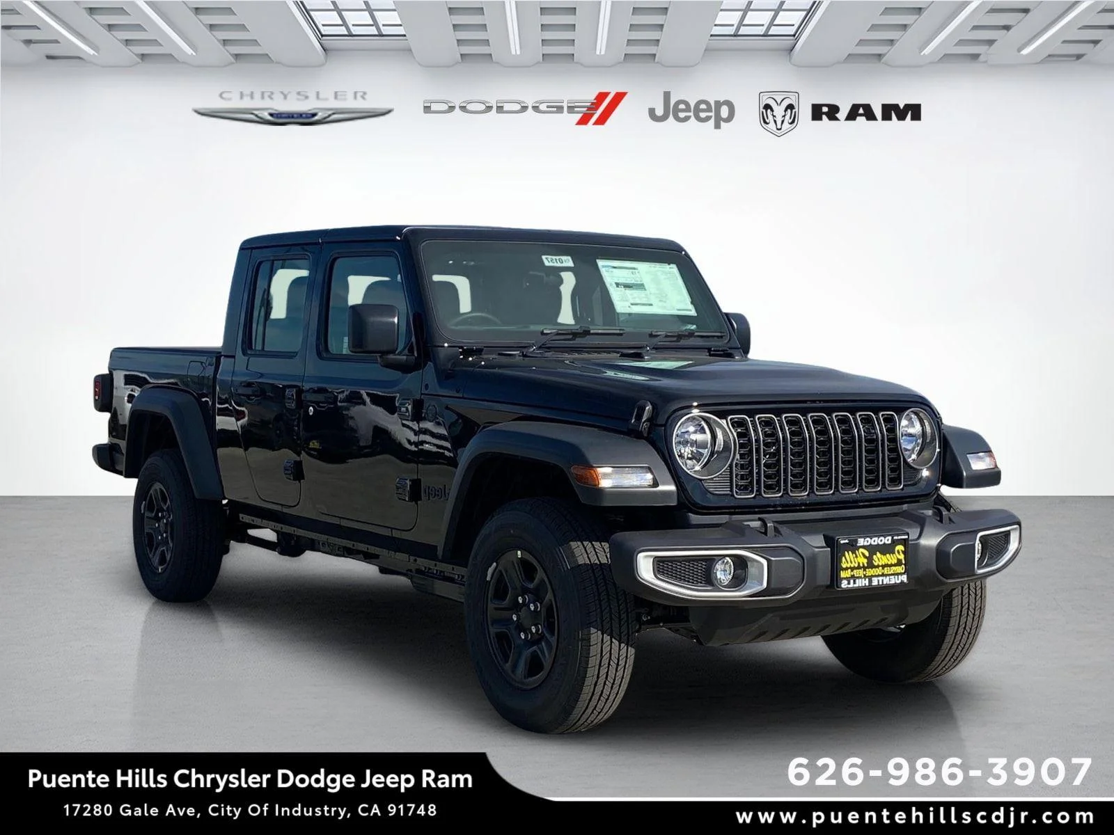 2026 Jeep Gladiator Sport Auto's photo