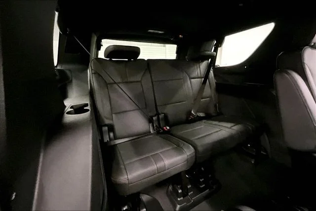 Used 2025 Black Chevrolet RST image 30