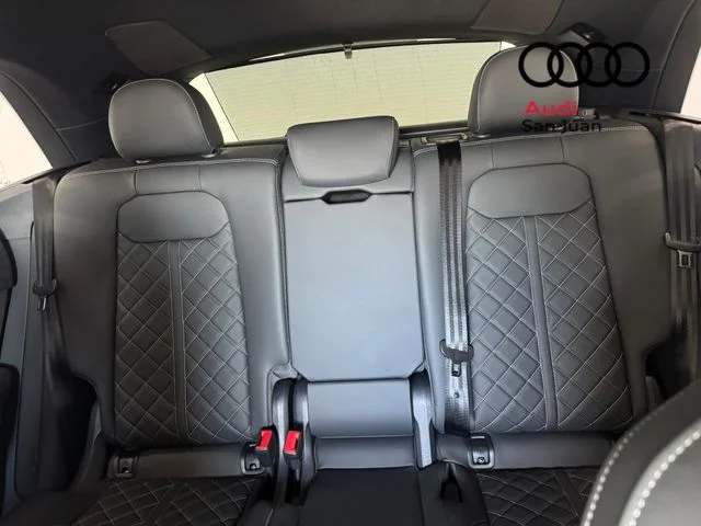 New 2026 Gray Audi 4.0T Prestige image 15