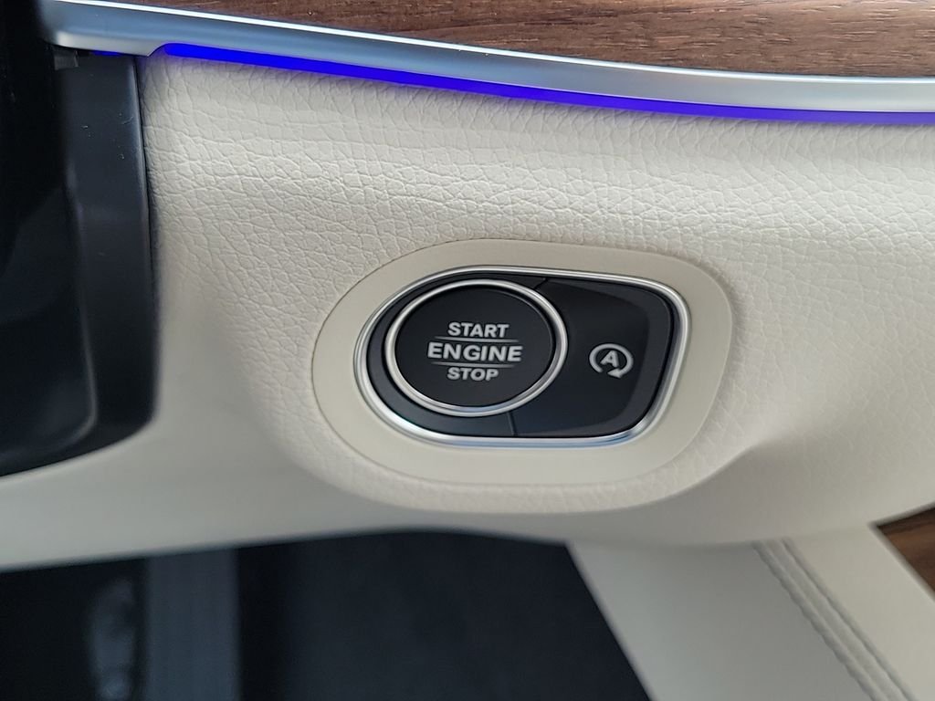 New 2026 Selenite Grey Metallic Mercedes-Benz GLE 450 image 32
