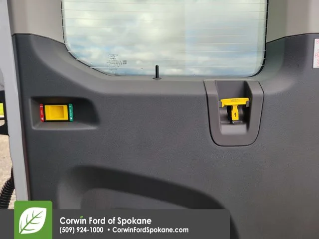 New 2026 Oxford White Ford XLT image 17