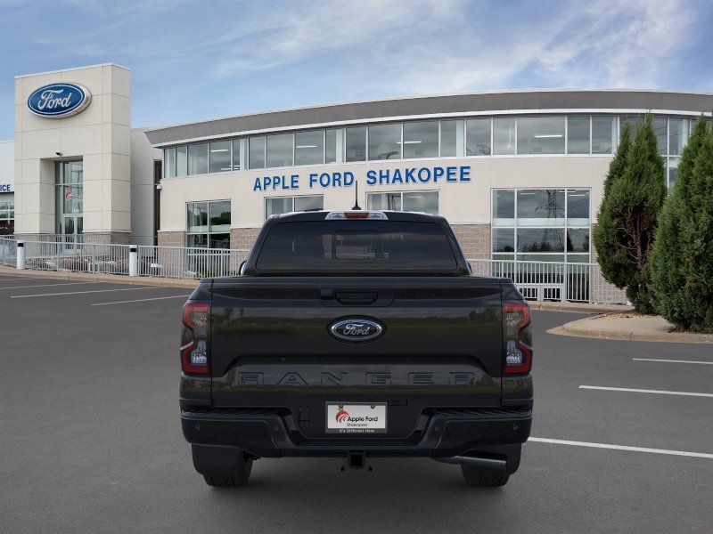 New 2025 Shadow Black Ford XLT image 5