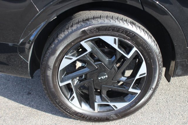 Used 2024 Black Kia SX-Prestige image 40