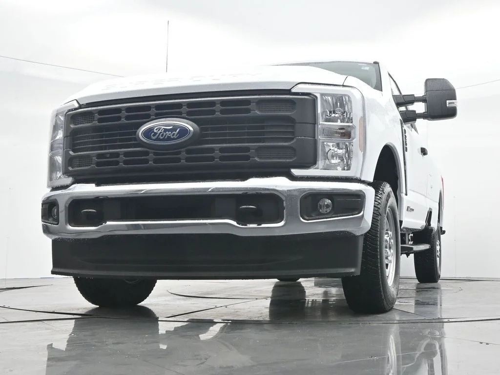 2026 Ford F-250 Super Duty XL - Photo 33
