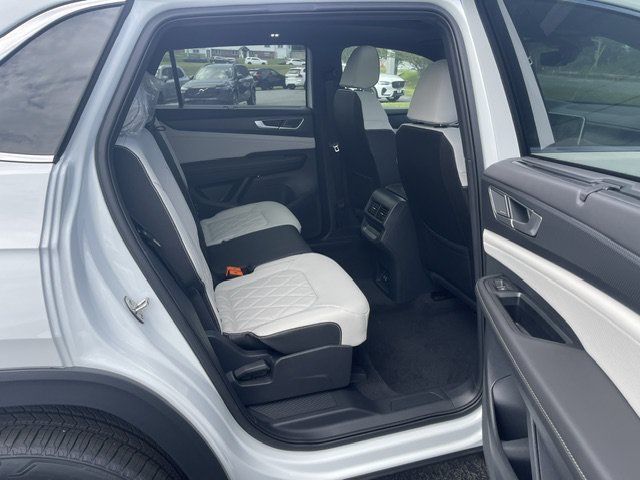 New 2026 Opal White Pearl Volkswagen 2.0T SEL Premium R-Line image 7