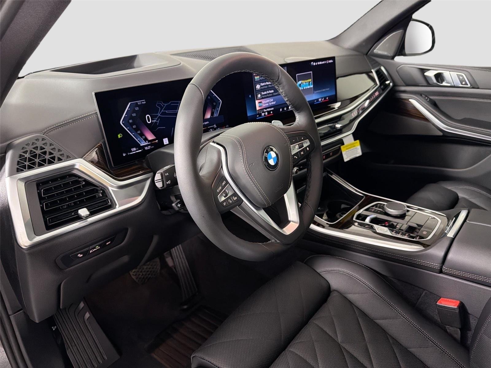 New 2026 Black Sapphire Metallic BMW sDrive40i image 18