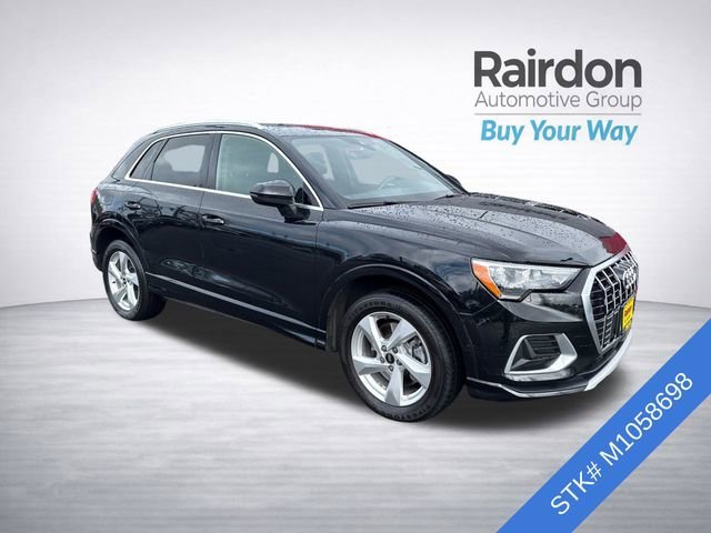 Used 2021 Mythos Black Metallic Audi Premium image 2