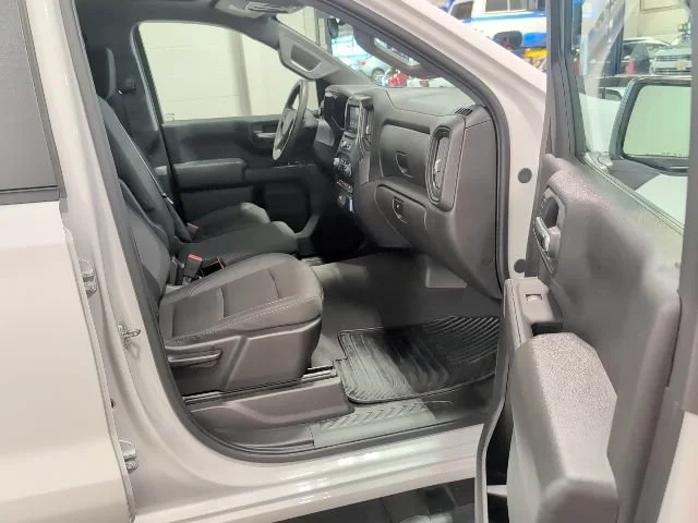Used 2024 Summit White Chevrolet Custom Trail Boss image 27
