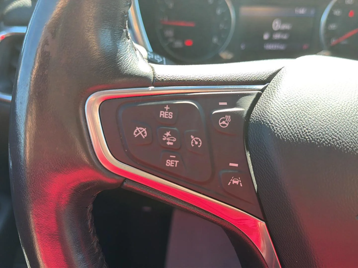 Used 2022 Blue Glow Metallic Chevrolet Premier image 9