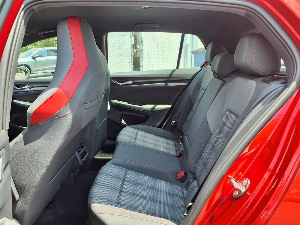 New 2026 Kings Red Metallic Volkswagen 2.0T S image 21