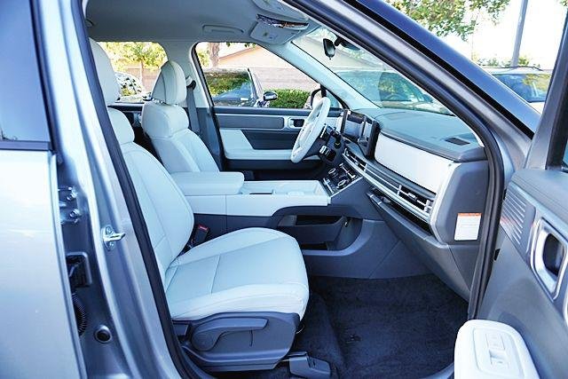 New 2026 Silver Hyundai SEL image 15