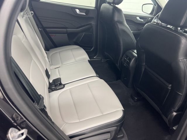 Used 2023 Black Ford Platinum image 24