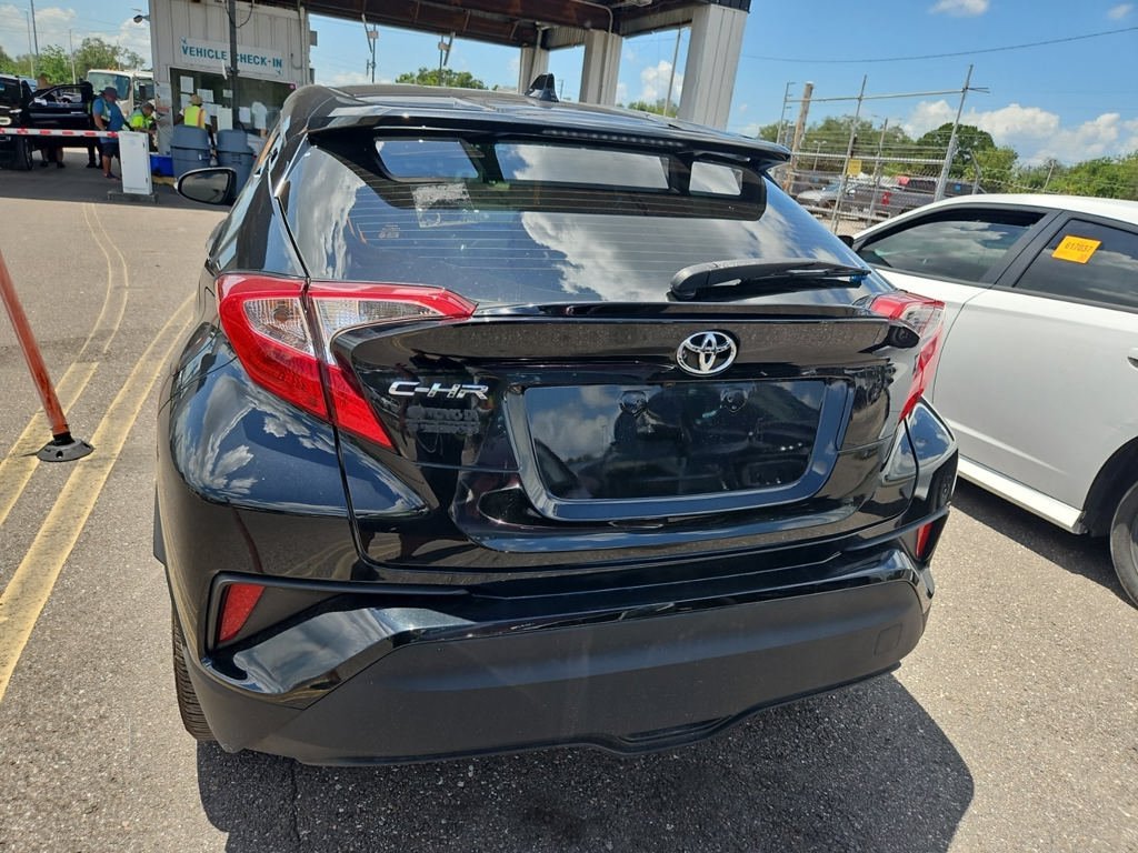 Used 2020 Black Toyota XLE image 2