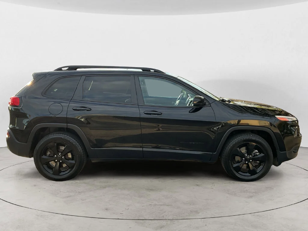 Used 2017 Black Jeep Limited image 4