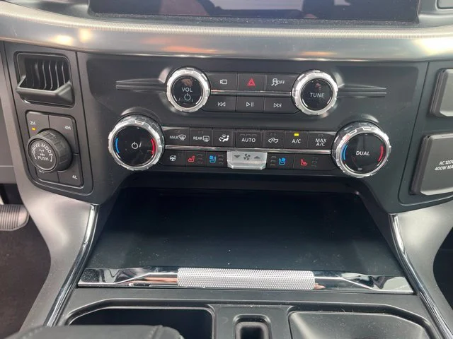 Used 2025 Gray Ford Lariat image 14