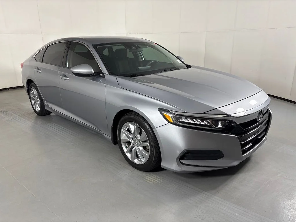 Used 2020  Honda LX image 2