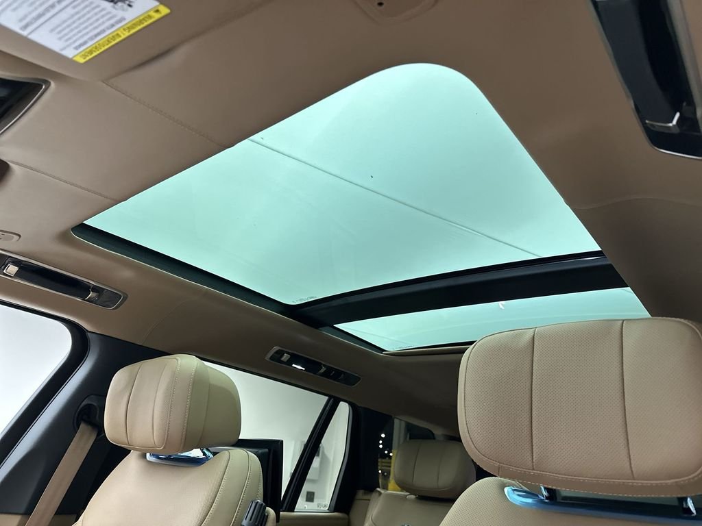 Used 2024 Belgravia Green Metallic Land Rover Autobiography image 16