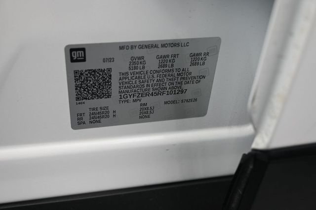 Used 2024 White Cadillac Sport image 20