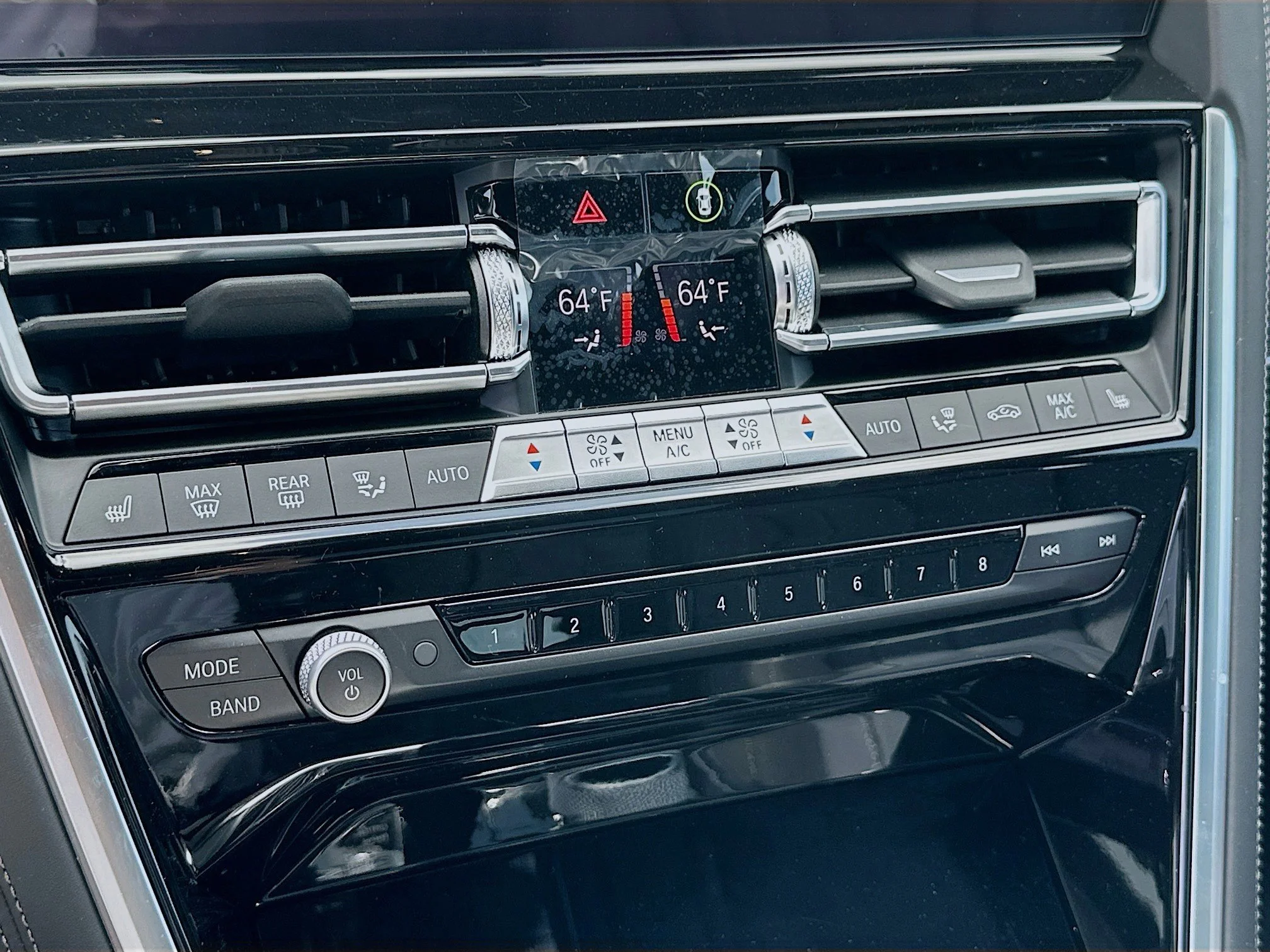 2026 BMW 8 Series 840i - Photo 13