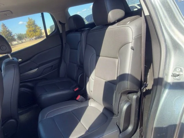 Used 2023 Silver GMC SLT image 24