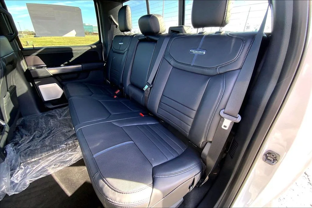New 2026 Star White Metallic Tri-Coat Ford Platinum image 10