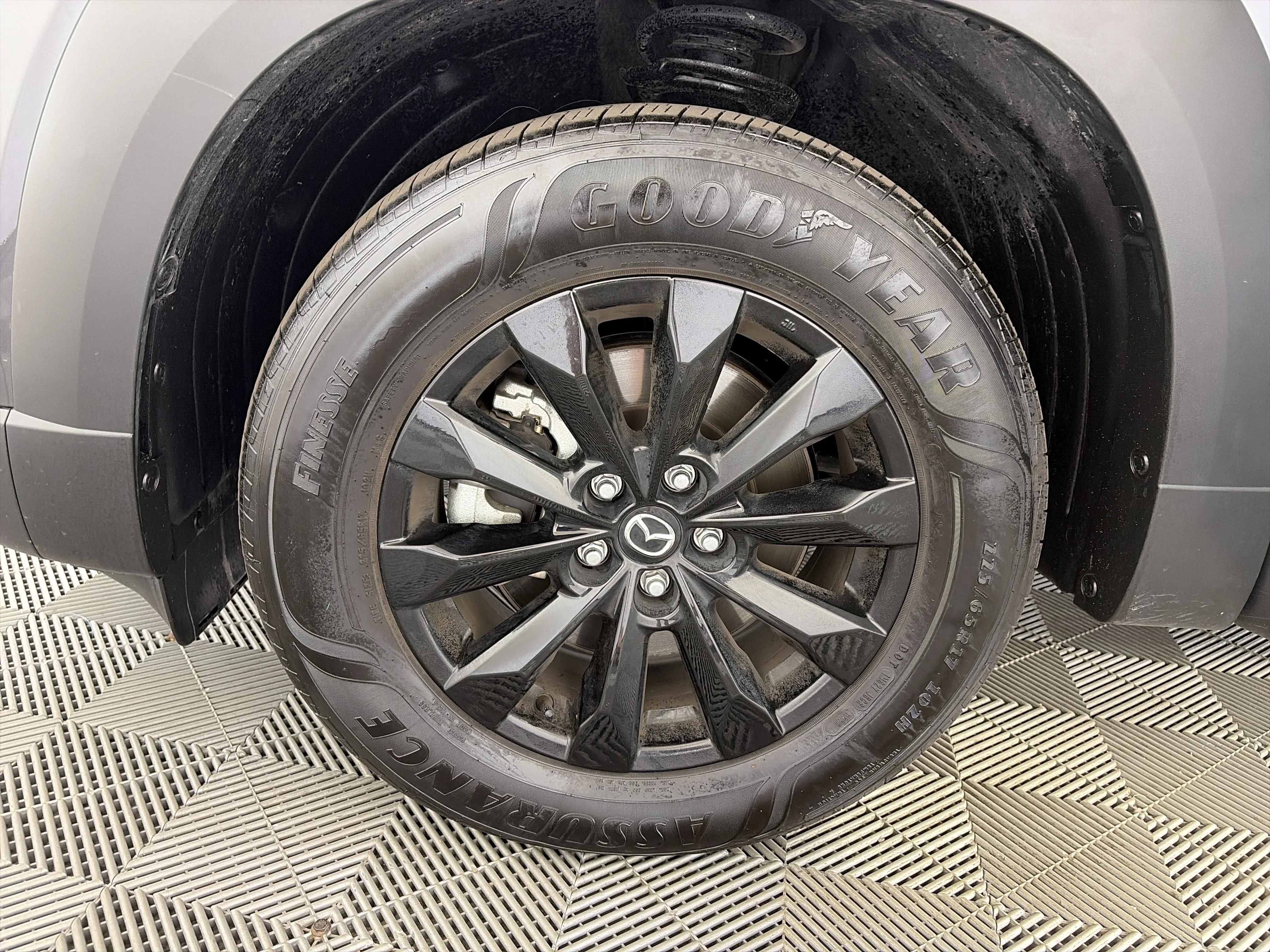 Used 2025 Machine Gray Metallic Mazda 2.5 S Premium Package image 14