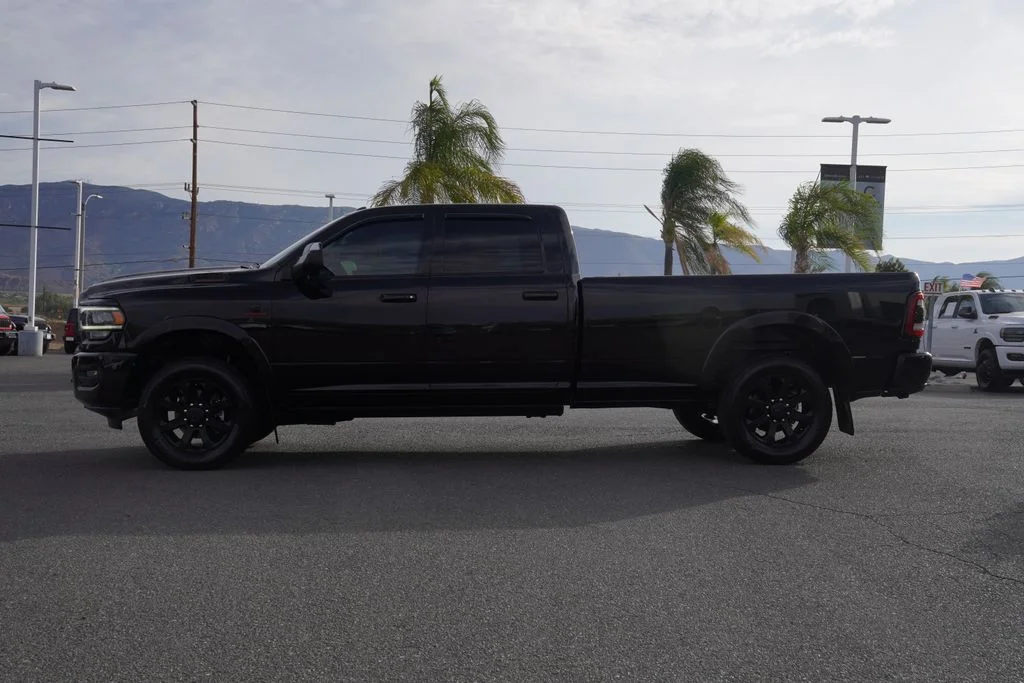 Used 2019 Black Ram Laramie image 6