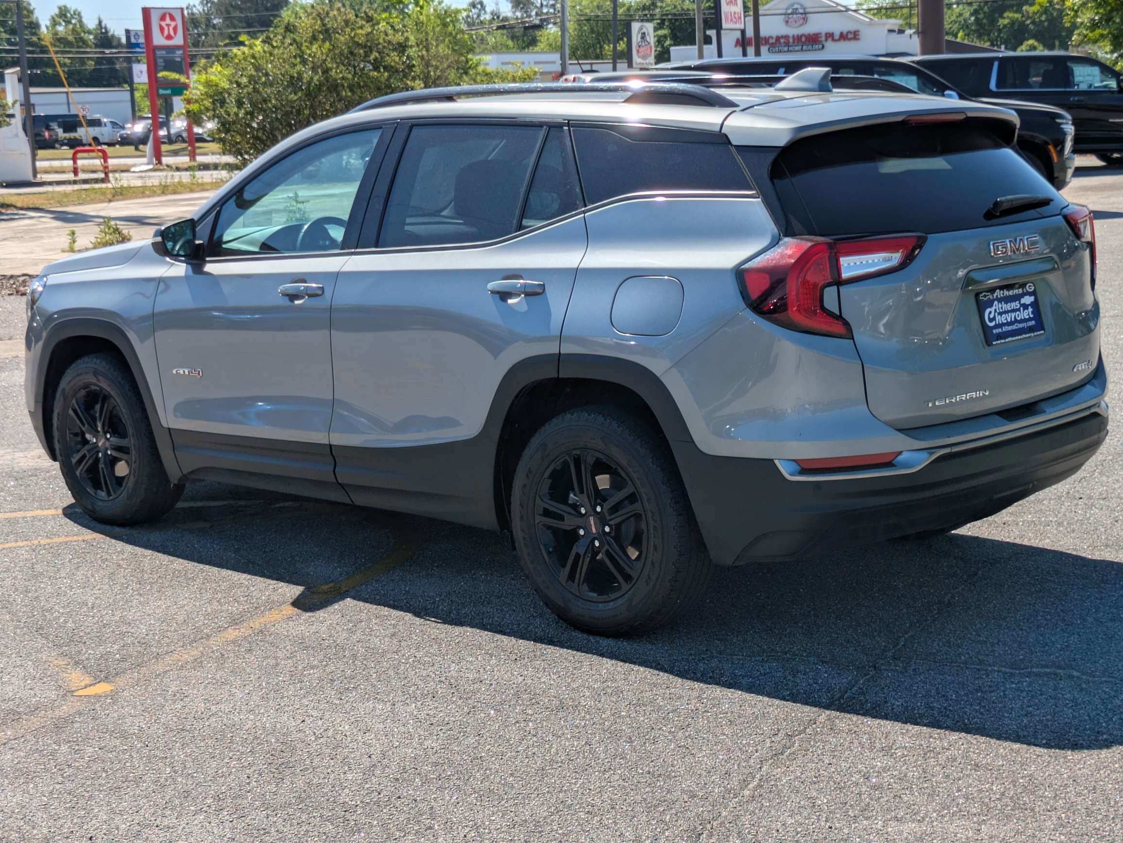 Used 2023 Sterling Metallic GMC AT4 image 6