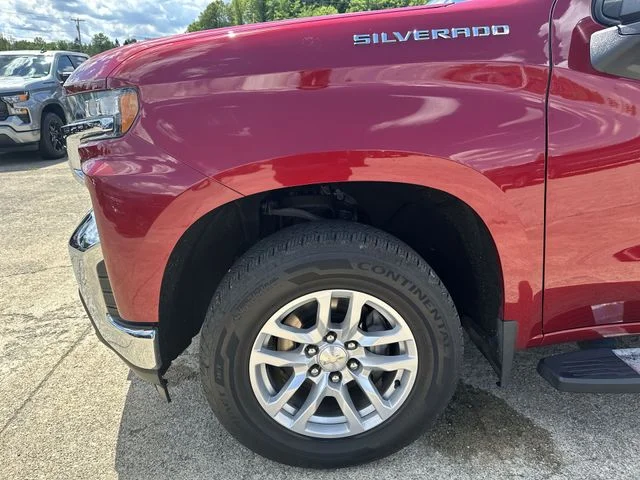 Used 2019 Red Chevrolet LT image 35