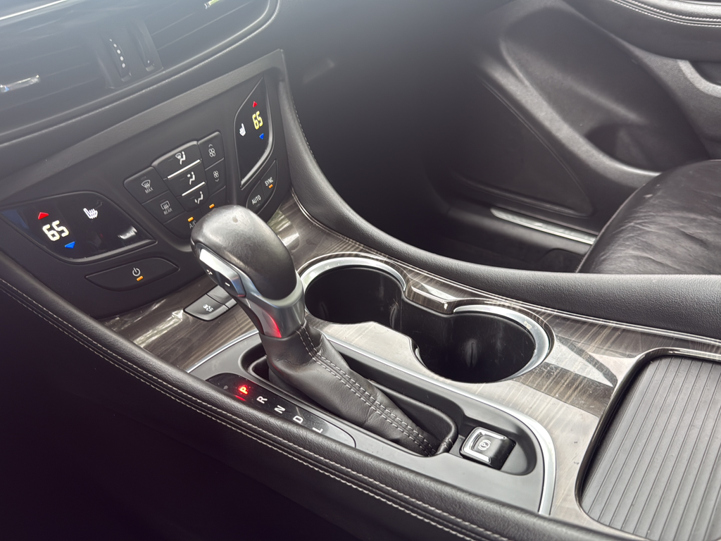 Used 2020 White Buick Essence image 22