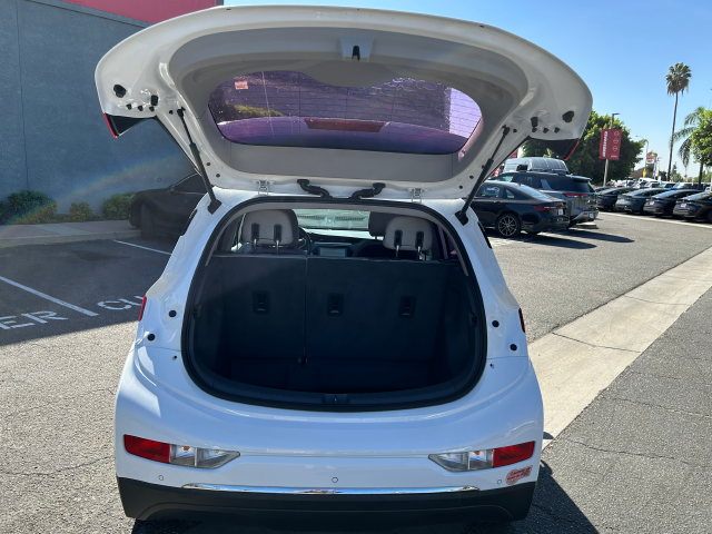 Used 2020 White Chevrolet LT image 8