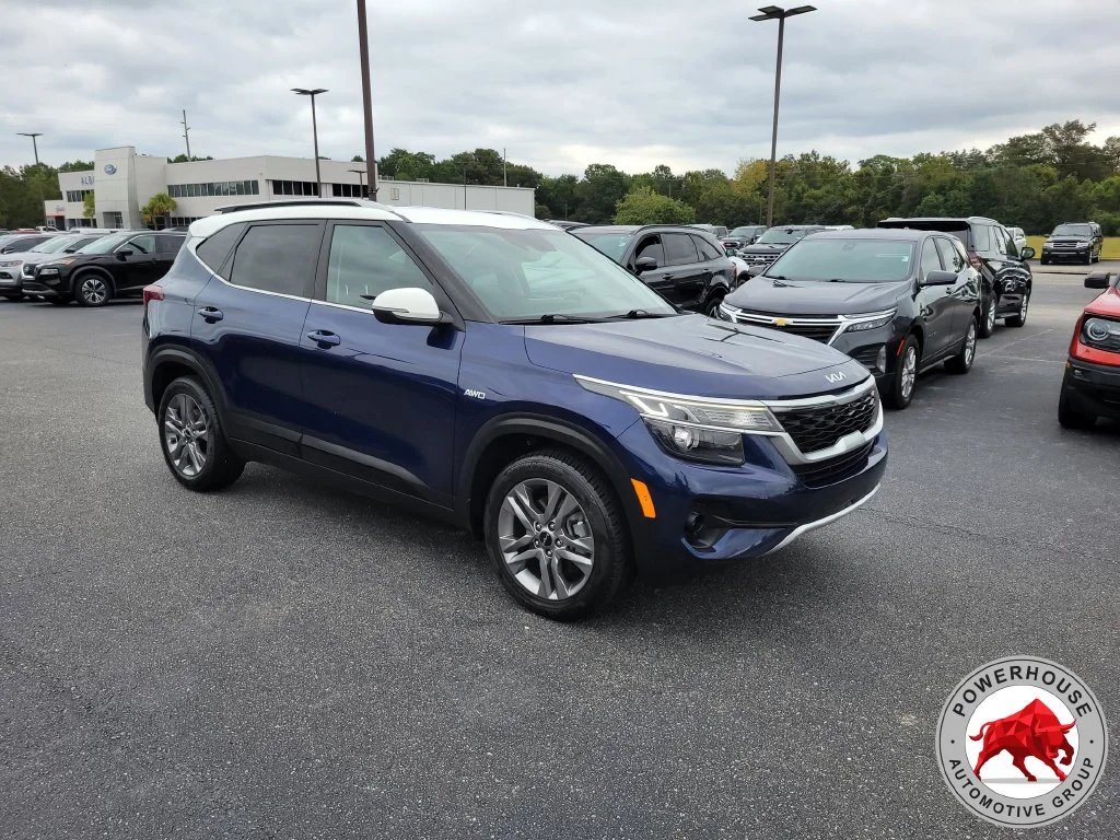 Used 2022 Blue Kia S image 8