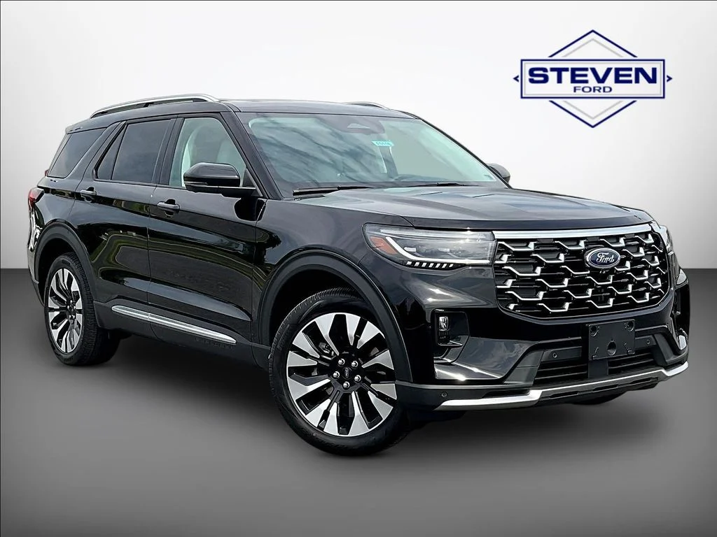 New 2026 Agate Black Metallic Ford Platinum™ image 1