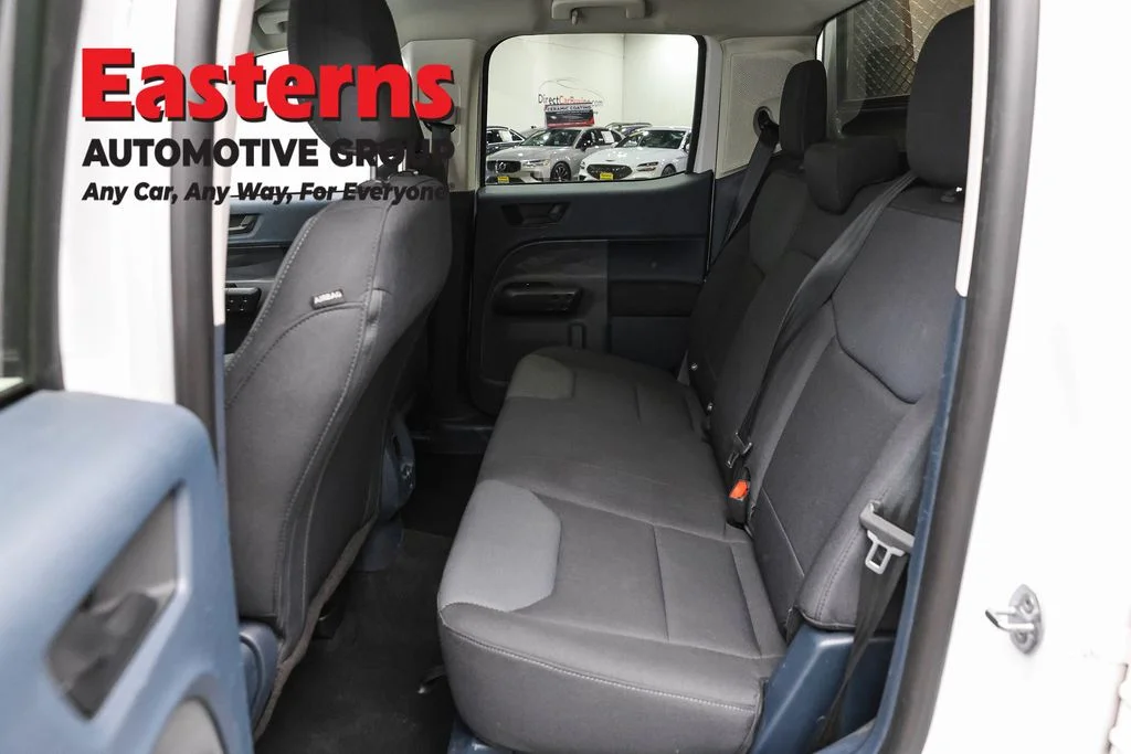Used 2022 White Ford XL image 21