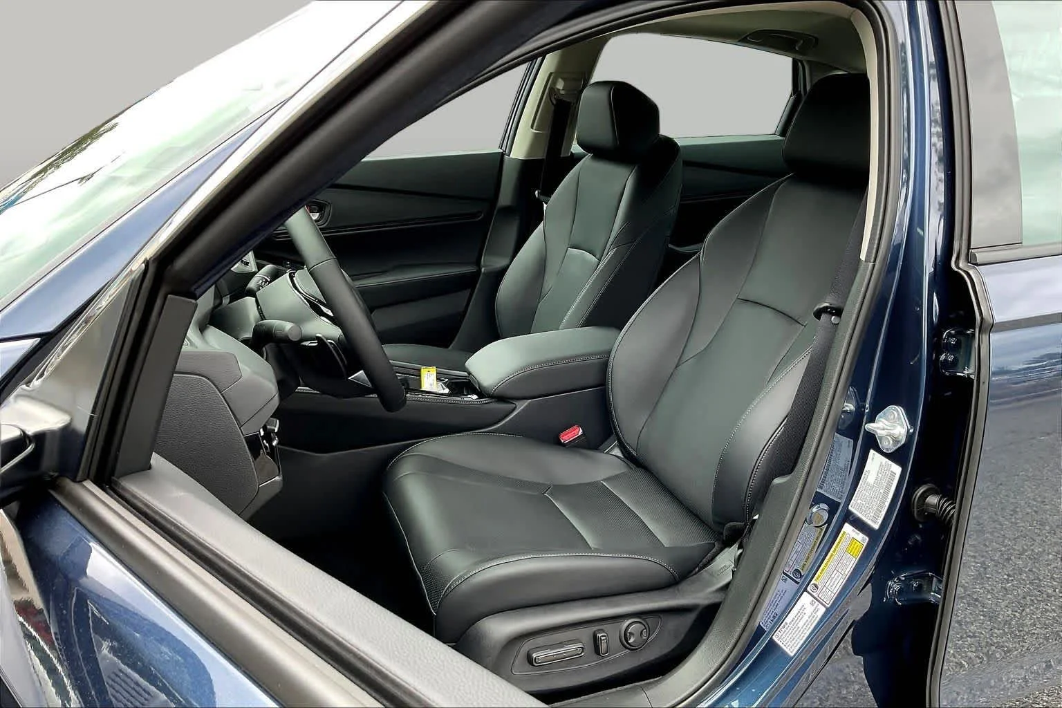 New 2026 Canyon River Blue Metallic Honda Touring image 9