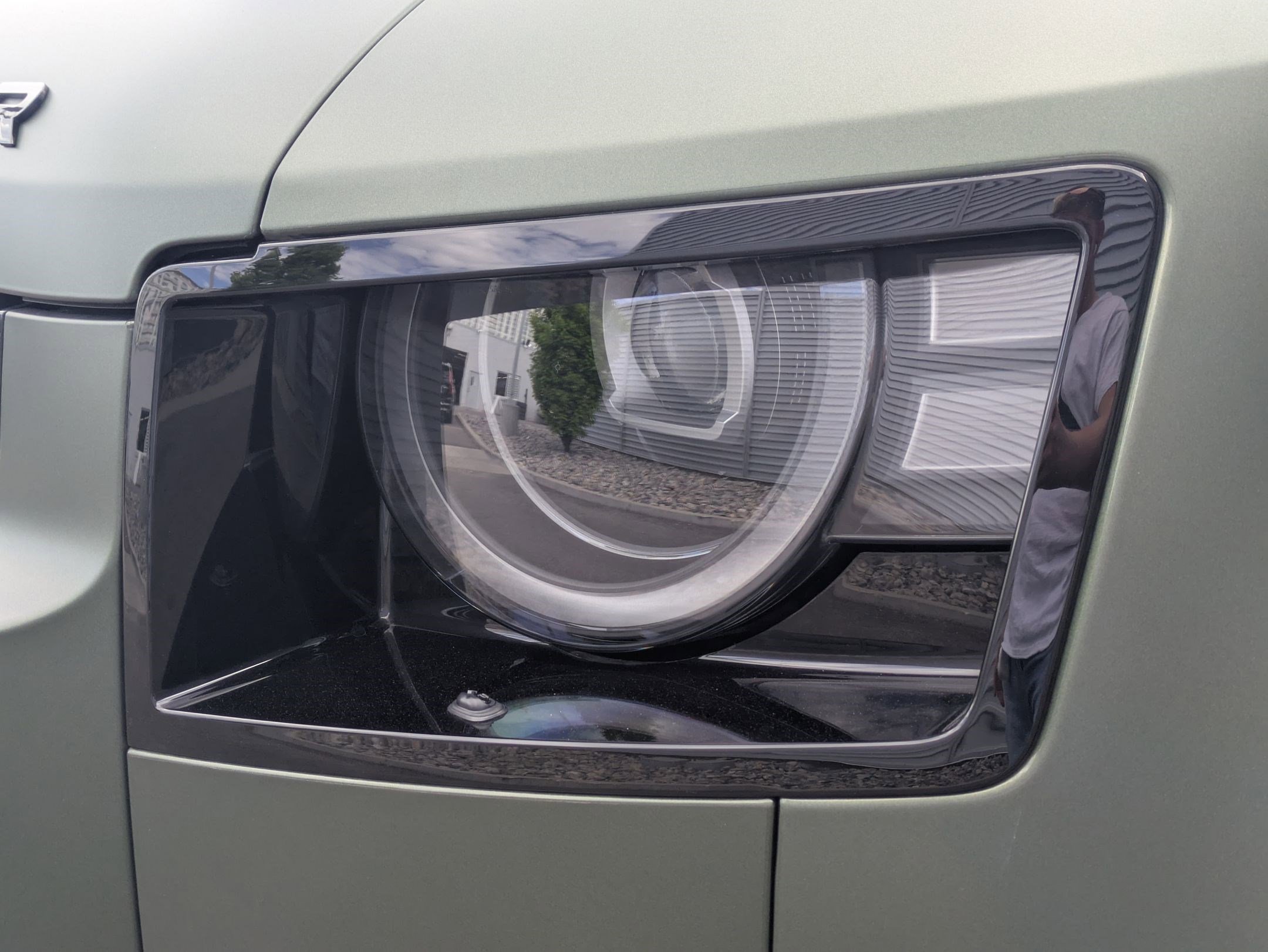 New 2026 Woolstone Green Land Rover P500 X-Dynamic SE image 10