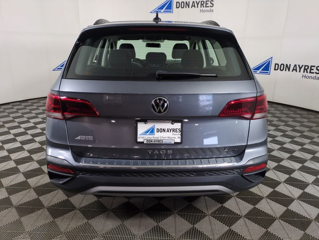 Used 2022 Platinum Gray Metallic Volkswagen 1.5T S image 4