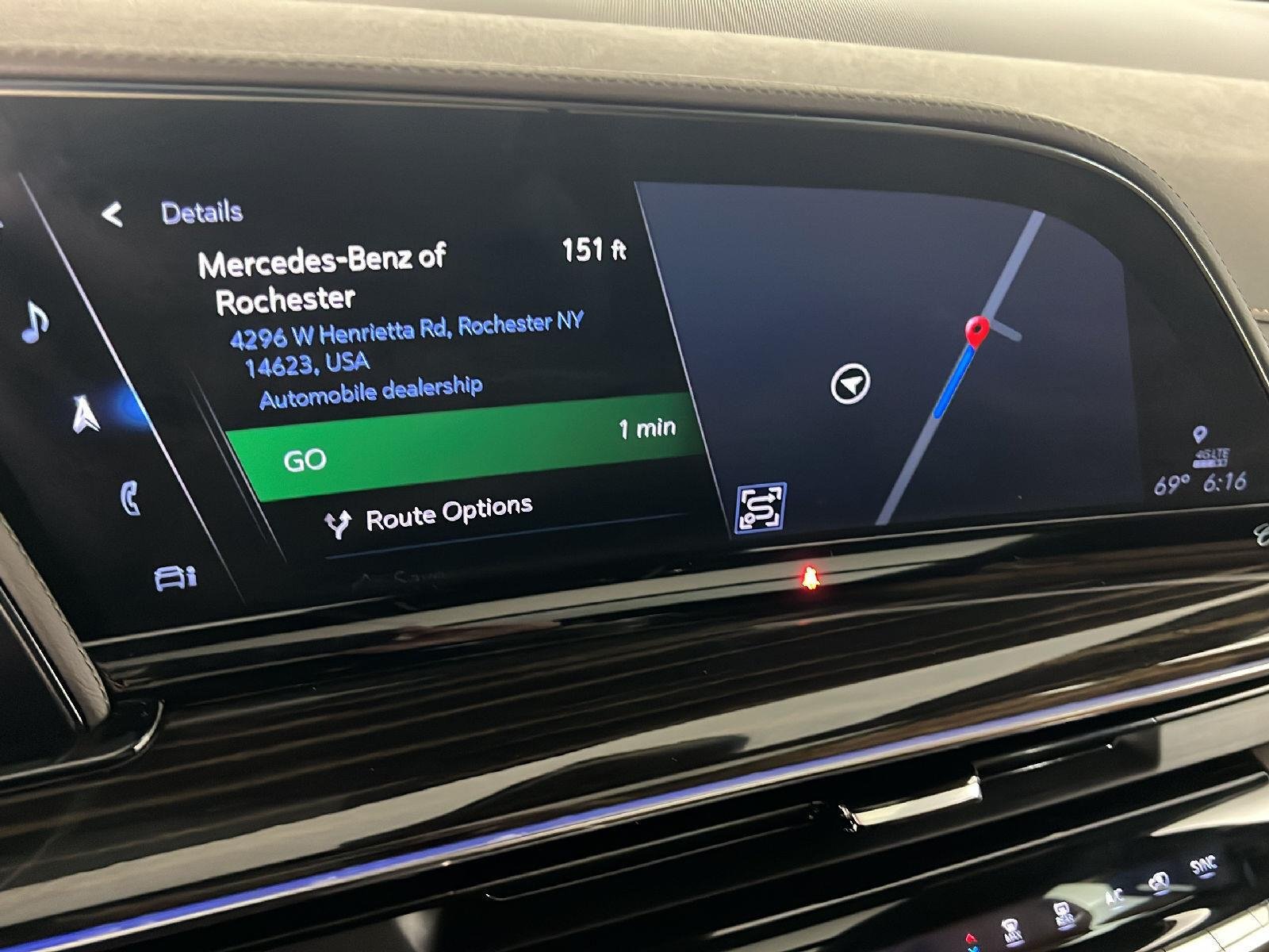 Used 2022 Dark Moon Blue Metallic Cadillac Premium Luxury image 29
