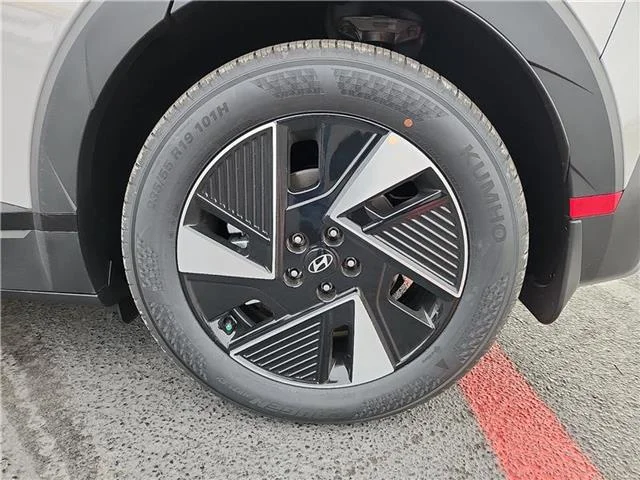 New 2026 Cyber Gray Hyundai SE image 7